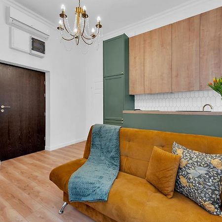 לודז' Polonia Apartment Centrum Z Miejscem Parkingowym מראה חיצוני תמונה